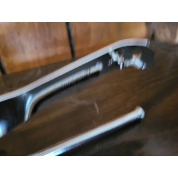 Chefmate Manual Can Opener Bottle - China - 7" (in) long - Picture 5 of 7